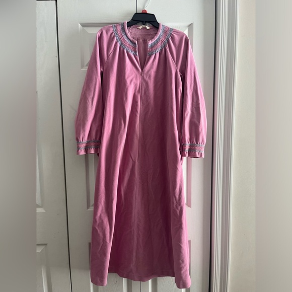 Vanity Fair Other - Vanity Fairs Night Gown